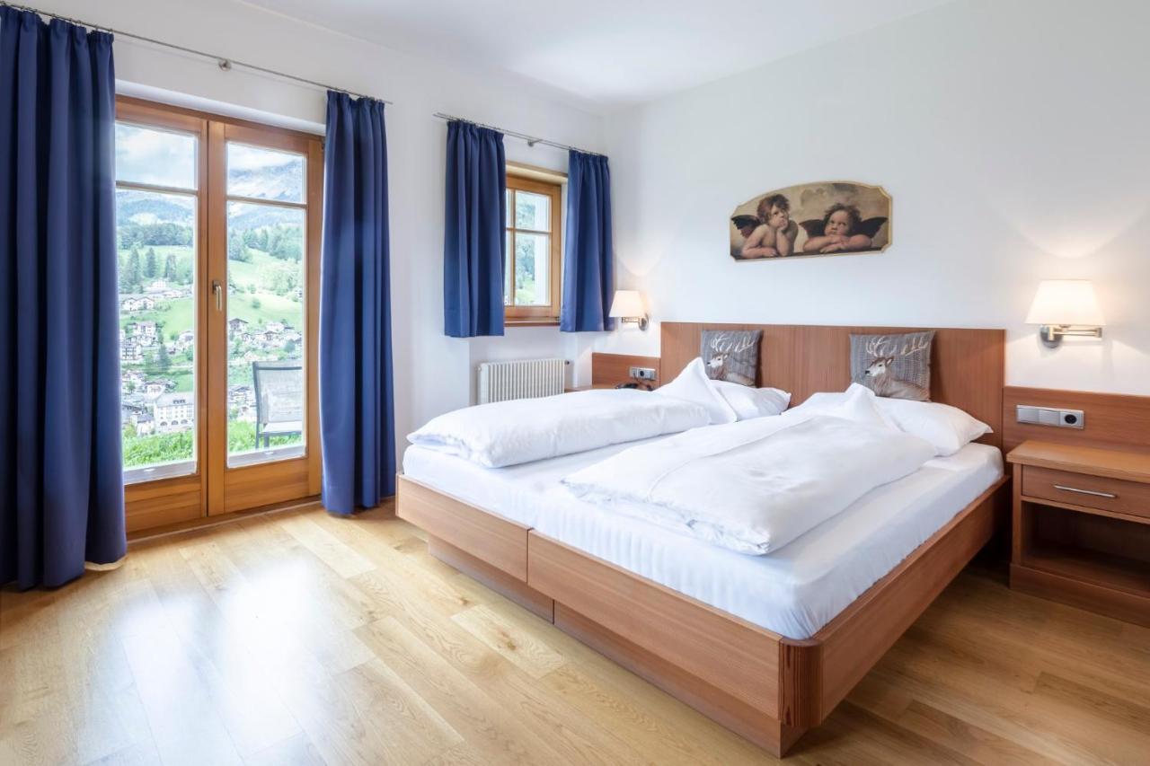 Am Rainell Hof Aparthotel Ortisei Bagian luar foto